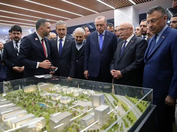 Başkan Erdoğan, Teknopark İstanbul’un 2. etap binalarının açılışını yaptı! Erdoğan maketleri tek tek inceledi