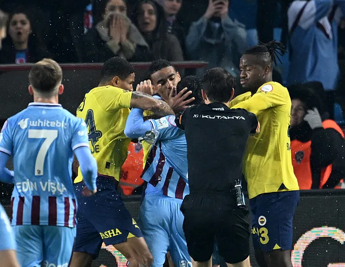 Olaylı Trabzonspor - Fenerbahçe derbisi! Cezalar belli oldu
