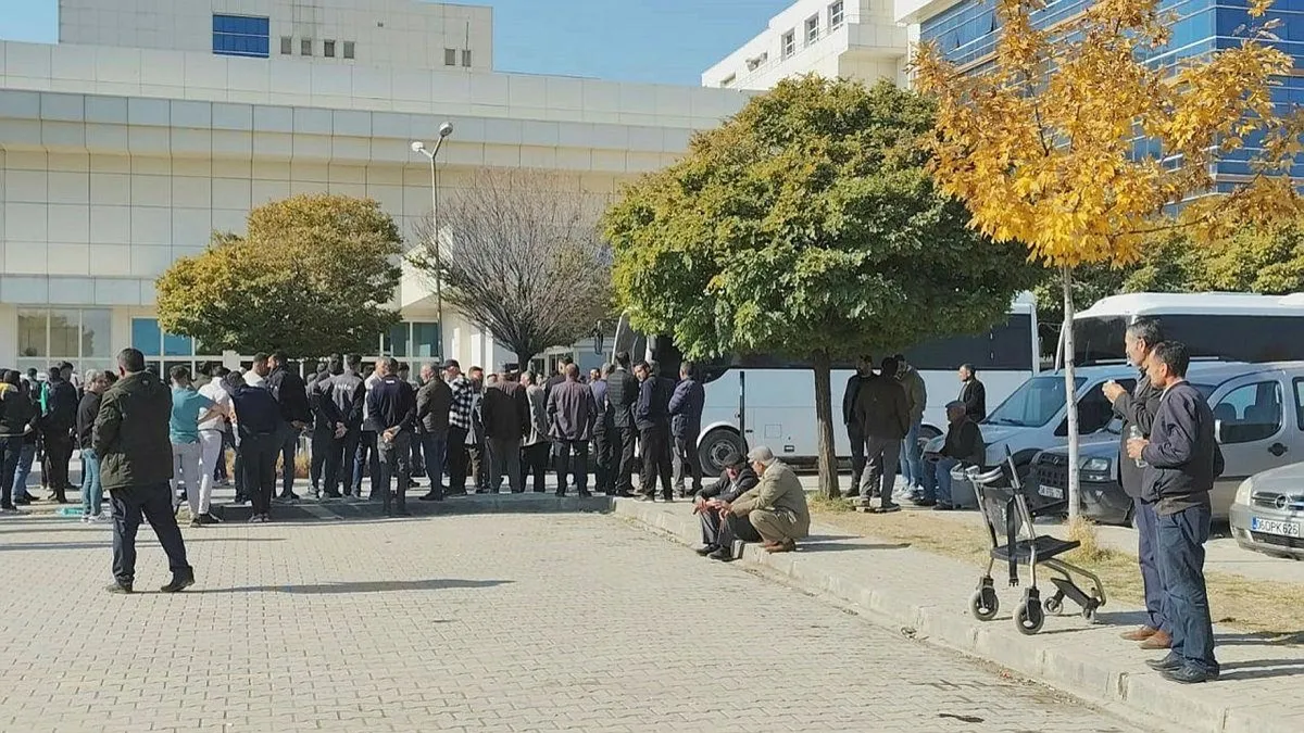 Hastanede vahşet! Husumetlisine kurşun yağdırdı | 2 ölü