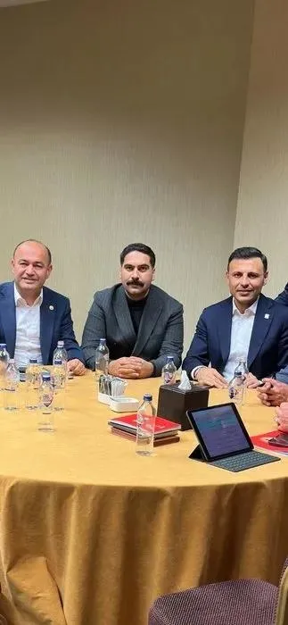 CHP’de delege borsasının perde arkası ortaya çıktı! Değişimciler hangi il başkanlarına para saçtı?