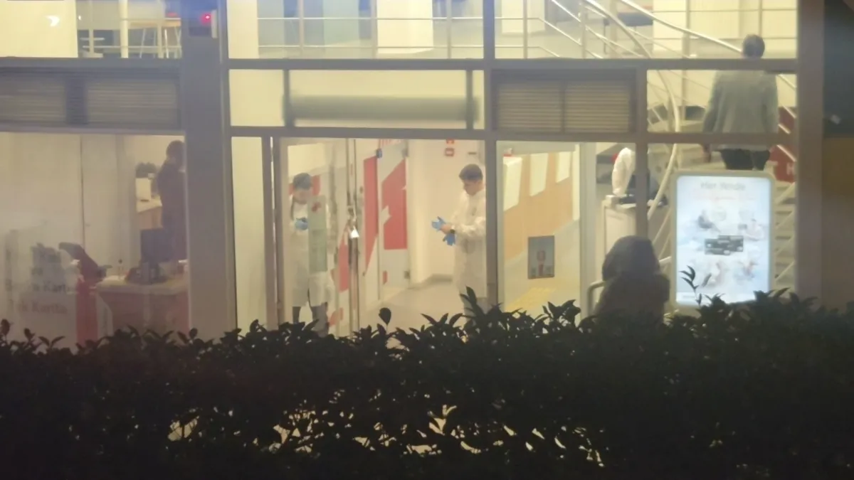 Fatih'te silahlı banka soygunu! 112 bin lira alan şüpheli yakalandı