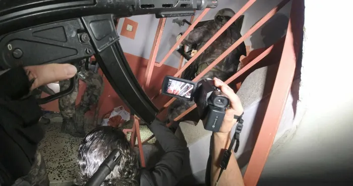Bursa’da şafak vakti dev operasyon: 600 polis katıldı