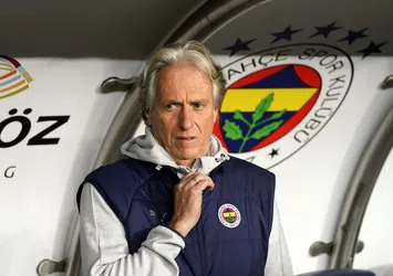 Fenerbahçe Teknik Direktörü Jorge Jesus'tan Cristiano Ronaldo sözleri: Başarıya ve kupalar kazanmaya aç şekilde oynuyor