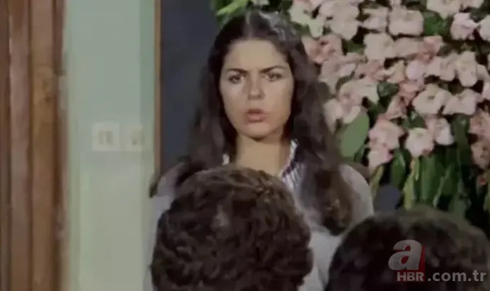 66 yaşındaki Semra Özdamar'ın son haline bakın... Hababam Sınıfı'nın masum yüzlü Semra Öğretmen'iydi! 2