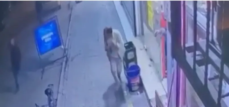 Adana’da silahlı saldırı! Otomobille gelip iş yerine ateş ettiler