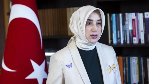 AK Parti Grup Başkanvekili Mahir Ünal görevinden affını istedi! İşte yerine atanan isim! Özlem Zengin kimdir?