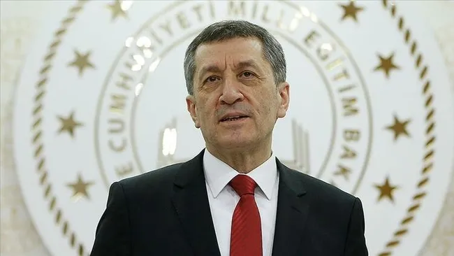 Bakan Selçuk: Okullarımızın açılması için hazırlığımızı devam ettiriyoruz