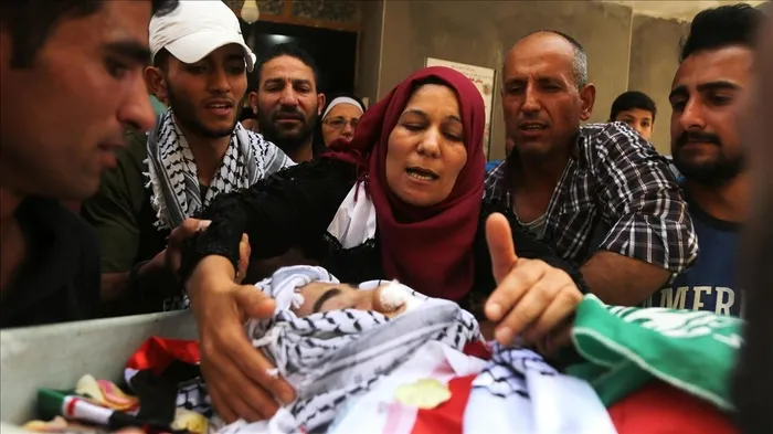 gazzede-insanlik-disi-sivil-katliami-cibaliyada-93-filistinlinin-cenazesine-ulasildi-1715956893519.jpg Gazze'de insanlık dışı sivil katliamı! Cibaliya'da 93 Filistinlinin cenazesine ulaşıldı - 2