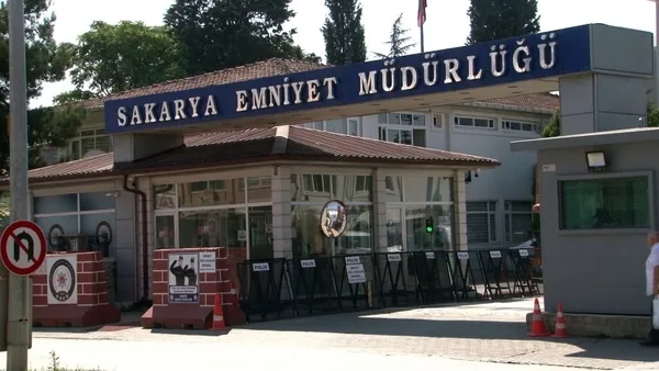 Yakaladıkları hırsızlık zanlısının Kovid-19 testi pozitif çıkan 6 polis karantinaya alındı - 2