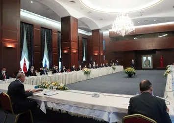 Başkan Erdoğan, AK Parti’ye katılan belediye başkanlarını kabul etti