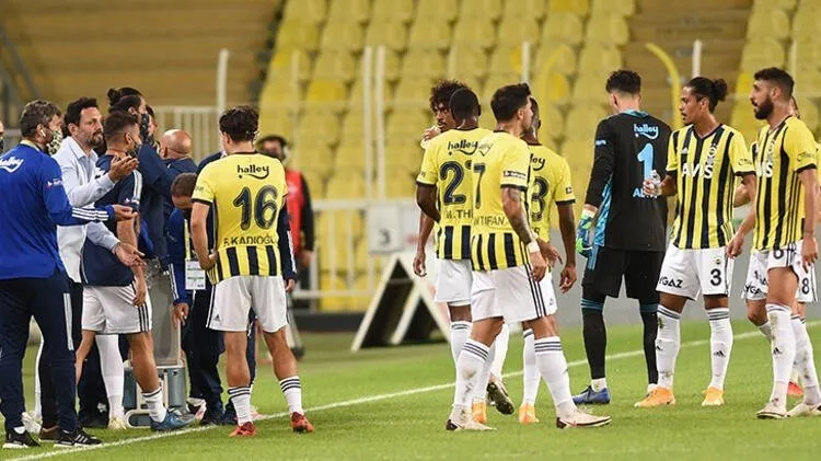 Son Dakika Fenerbahce Transfer Haberleri Sari Lacivertli Takimda Yolcular Belli Oldu
