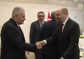 Başbakan medya temsilcileriyle buluştu
