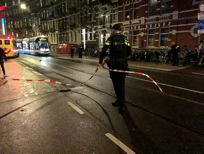 Son dakika: Hollanda’da Apple mağazasında rehine krizi