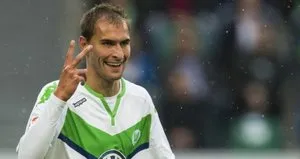 Bas Dost resti çekti!