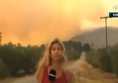 Yunanistan'daki Magnisia bölgesinde mühimmat deposunda patlama! Sunucu canlı yayında şoka uğradı