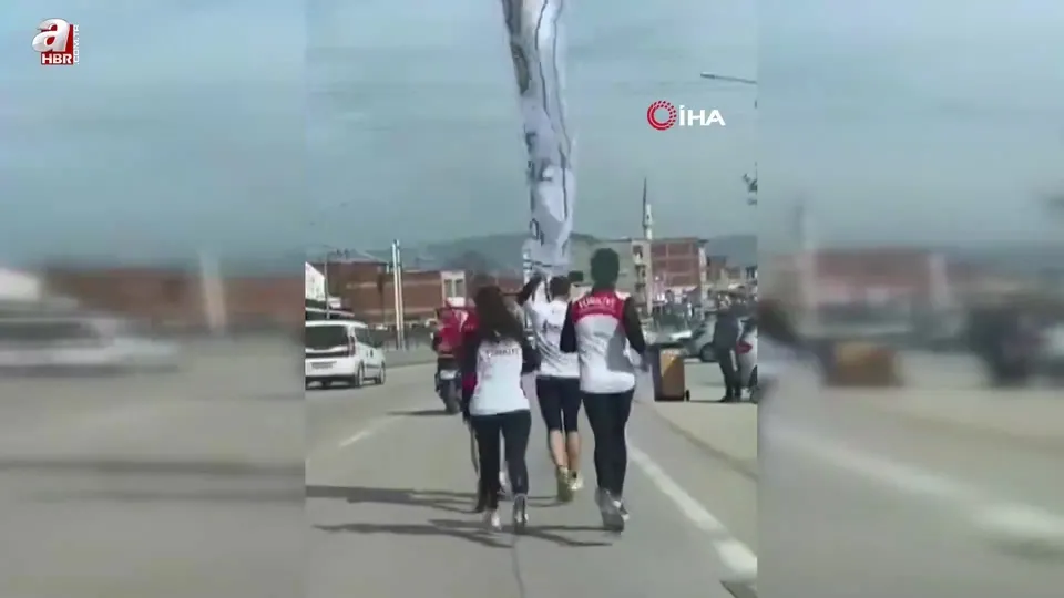 Bursalı maratoncular Emniyet’e koştu