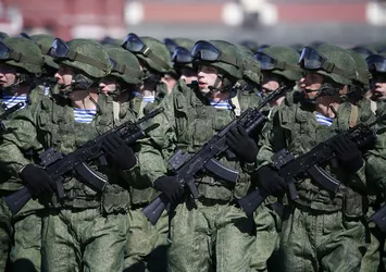 Rus ordusu alarma geçirildi