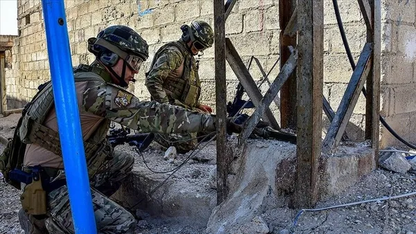 Son dakika: Metropollerde bombalı eylem hazırlığındaki 2 PKK’lı yakalandı!