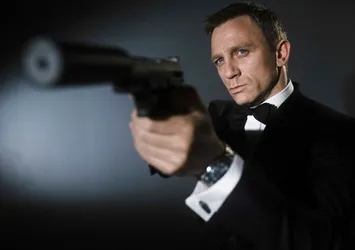 MI6 şefi: James Bond'u işe almazdık