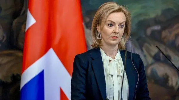 1667082306199.jpg Eski İngiltere Başbakanı Liz Truss Ruslar tarafından hacklendi! Boris Johnson da işin içinde! Vladimir Putin detayı... - 4