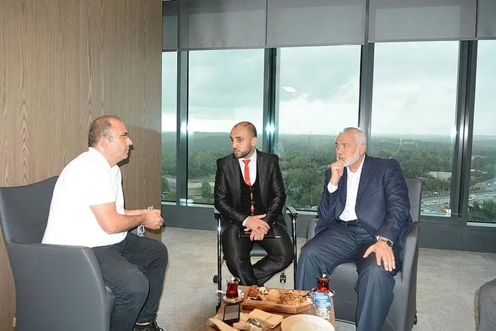 ak-parti-sozcusu-omer-celikten-haniye-suikasti-sonrasi-a-haberde-flas-aciklamalar-israilin-yeni-bir-vahseti-1722410440018.jpeg Hamas lideri Haniye 2021 yılında Turkuvaz Medya'yı ziyaret etmişti