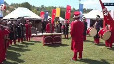 Malazgirt zafer kutlamasına yoğun katılım!