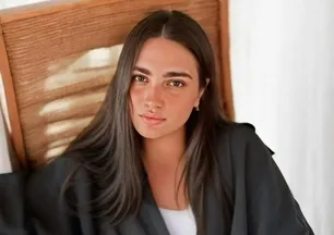 Sibel Can'ın torunu büyüyor! Melisa Ural'dan kalpleri ısıtan kare!