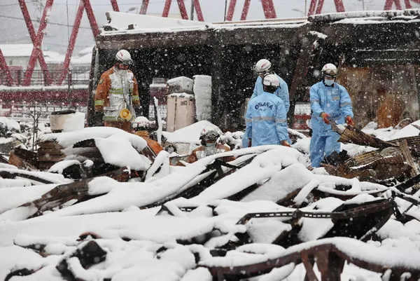 japonyadaki-76lik-deprem-felaketi-olu-sayisi-artiyor-uzmanlardan-yeni-uyari-1704698277785.jpg Japonya’daki 7.6’lık deprem felaketi! Ölü sayısı artıyor! Uzmanlardan yeni uyarı - 1