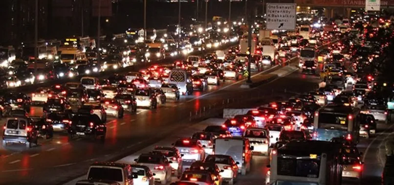 İstanbul'da trafik durma noktasına geldi!