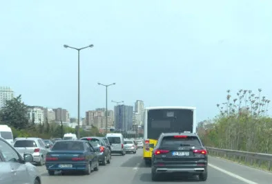 İstanbul'da trafik kilitlendi! Yüzde 70'e ulaştı - 4