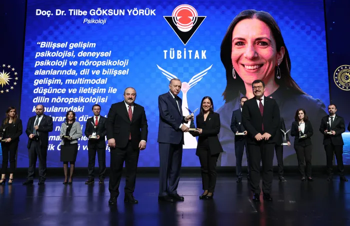 Son dakika: Başkan Erdoğan'dan TÜBİTAK ve TÜBA Bilim Ödülleri Töreni'nde önemli açıklamalar - 4