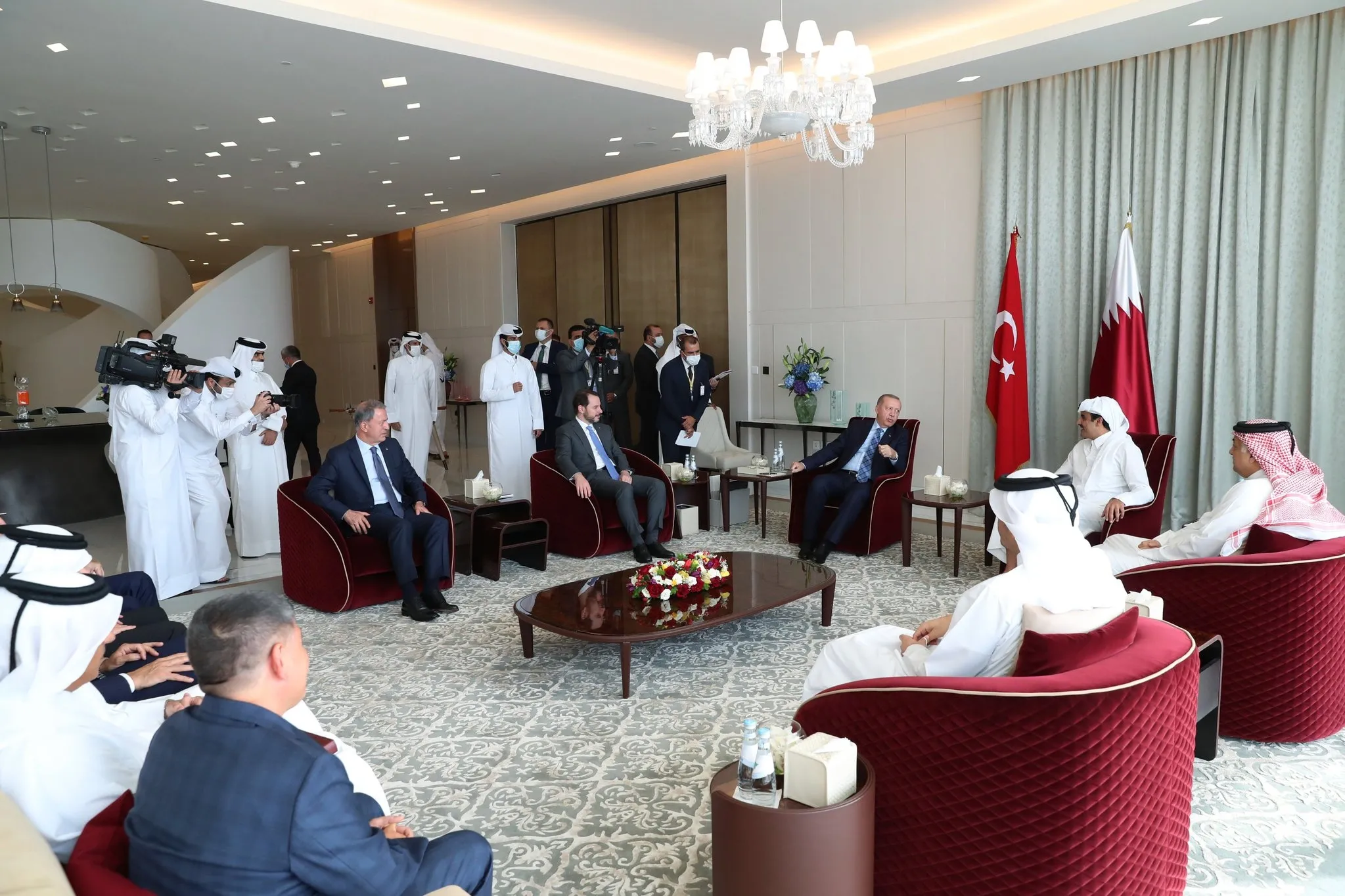 Son dakika: Hazine ve Maliye Bakanı Berat Albayrak'tan Katar paylaşımı