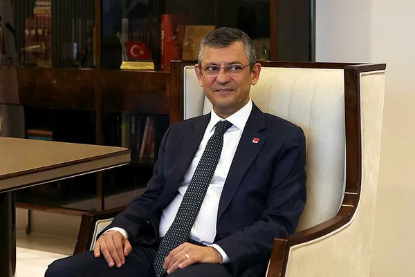 İYİ Parti’de ittifak için karar günü! Ayrı aday diye bağıran Akşener’den Özel’e soru: Ne teklif ediyorsunuz? I Gözler İYİ Parti’deki GİK toplantısında...