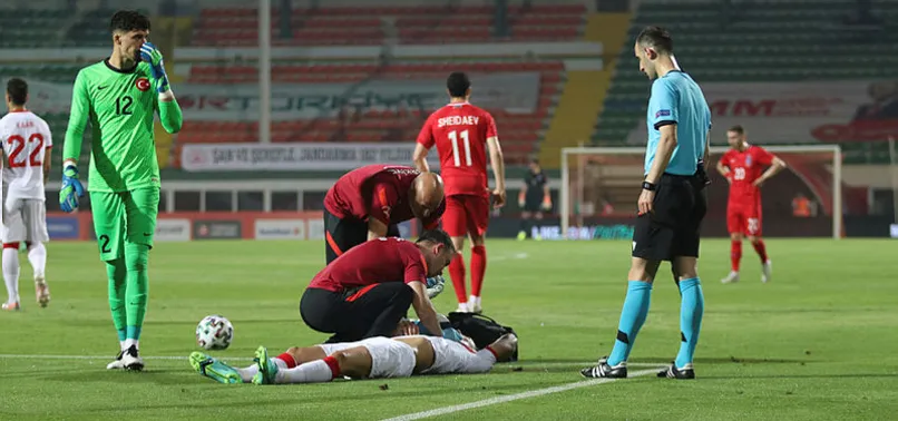 Şenol Güneş'ten Azerbaycan maçı sonrası sakatlık açıklaması