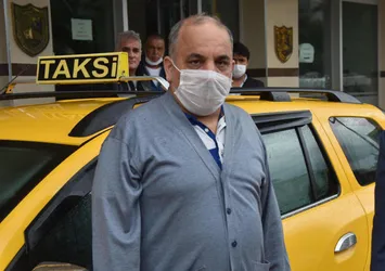 Takside 60 bin TL unuttu! 31 TL bahşiş verdi!