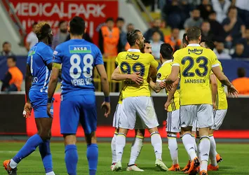 Fenerbahçe, Kasımpaşa'yı 4 golle geçti