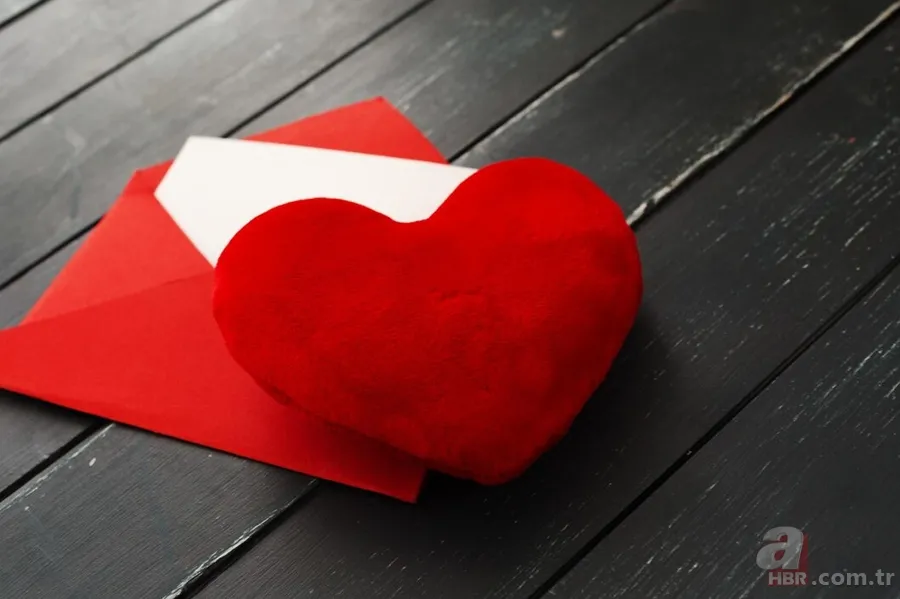 Sosyal medya ikiye bölündü: Uzmanından evliliği bitiren davranışlar! 3