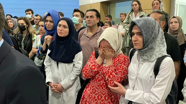 Konya’da doktor Ekrem Karakaya’nın katledildi! Kılıçdaroğlu siyaset üretme peşinde! Sağlık Bakanı Fahrettin Koca’dan sert yanıt