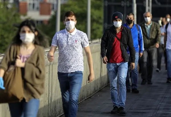 maske-zorunlulugu-ne-zaman-bitecek-2022de-maske-takma-sarti-bitecek-mi-1645431261725.jpg Maske zorunluluğu ne zaman bitecek? 2022'de maske takma şartı bitecek mi? - 1