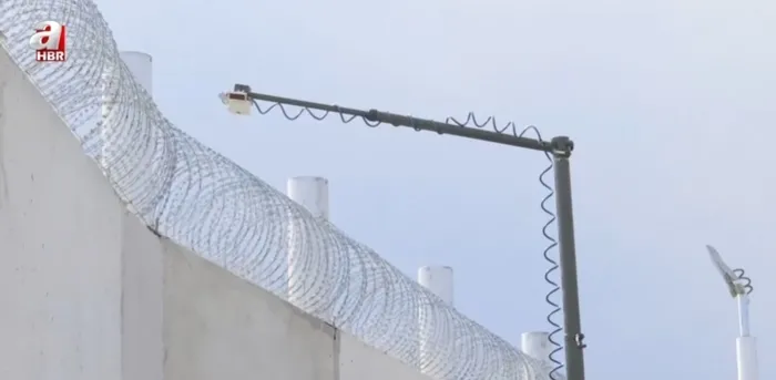 Türkiye’nin sınır güvenliği dünyaya örnek! Bin 160 KM duvar, 60 bin personel…