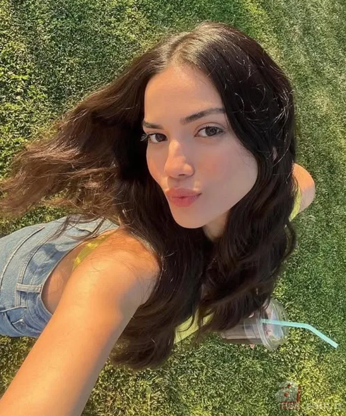 Helin Kandemir ile Eylül Lize Kandemir kardeş mi? Benzerlikleri kafa karıştırdı 4