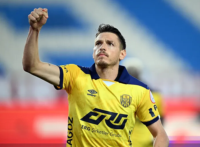 Trabzonspor kendi evinde Ankaragücü’nü mağlup etti!