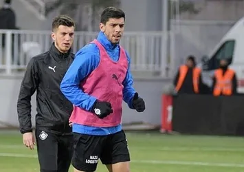 Trabzonspor'dan bir transfer daha! Cenk Özkaçar'da sona doğru
