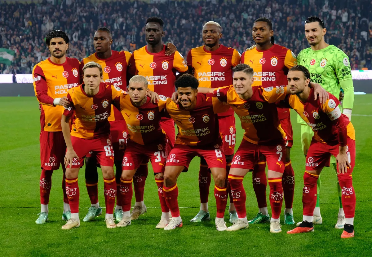 canli-galatasaray-konyaspor-karsisinda-4te-4-pesinde-1793383975815.jpg Galatasaray, Konyaspor'u 4-0 mağlup etti! Liderden farklı galibiyet - 3