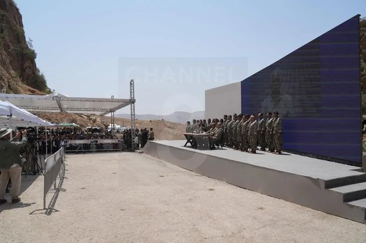 PKK’lı teröristler silahları yaktı! Yarım asırlık terör belasının sona erdiği anlar