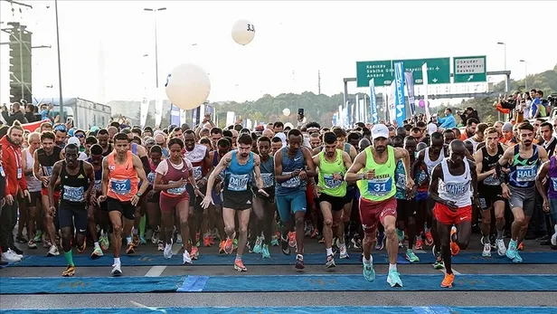 Maraton koşusu 2022 hangi yollar kapalı? İstanbul Maratonu saat kaçta başlıyor? Bugün 15 Temmuz Şehitler Köprüsü, Avrasya Tüneli açık mı, kapalı mı?