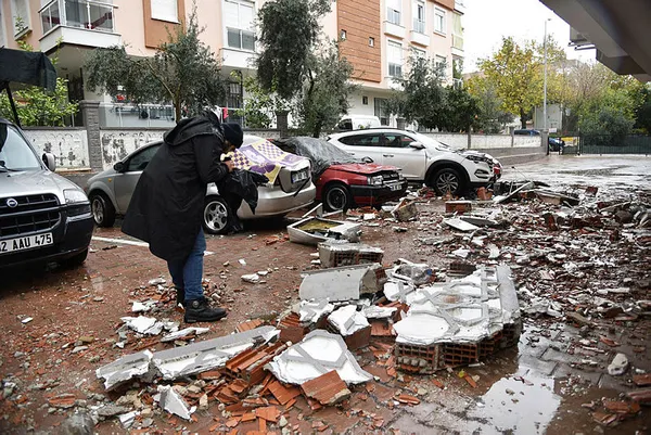 31-aralik-antalya-okullar-tatil-mi-antalyada-yarin-okul-tatil-mi-antalya-valiligi-tatil-aciklamalari-1640860781156.jpg 31 Aralık Antalya okullar tatil mi? Antalya’da yarın okul tatil mi? Antalya Valiliği tatil açıklamaları… - 2