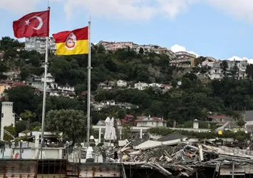 Galatasaray Adası'na cami teklifi!