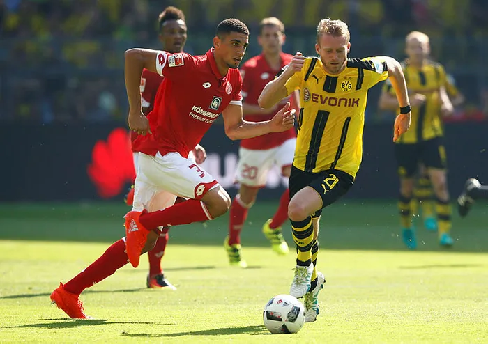 Fenerbahçe’nin transfer listesindeki 29 yaşında isim futbolu bıraktı