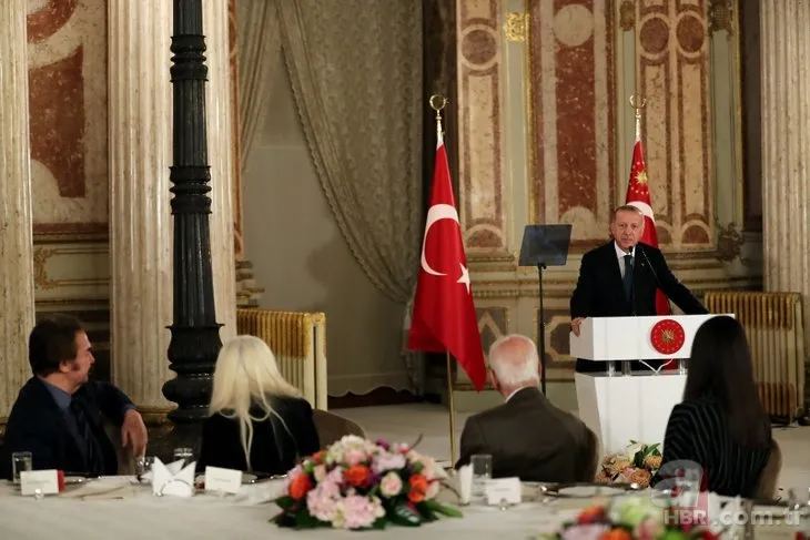 Başkan Erdoğan sanatçı ve sporcularla iftarda bir araya geldi